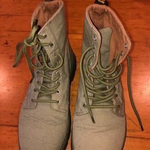 Dr. Martens Combs Poly Casual Boots